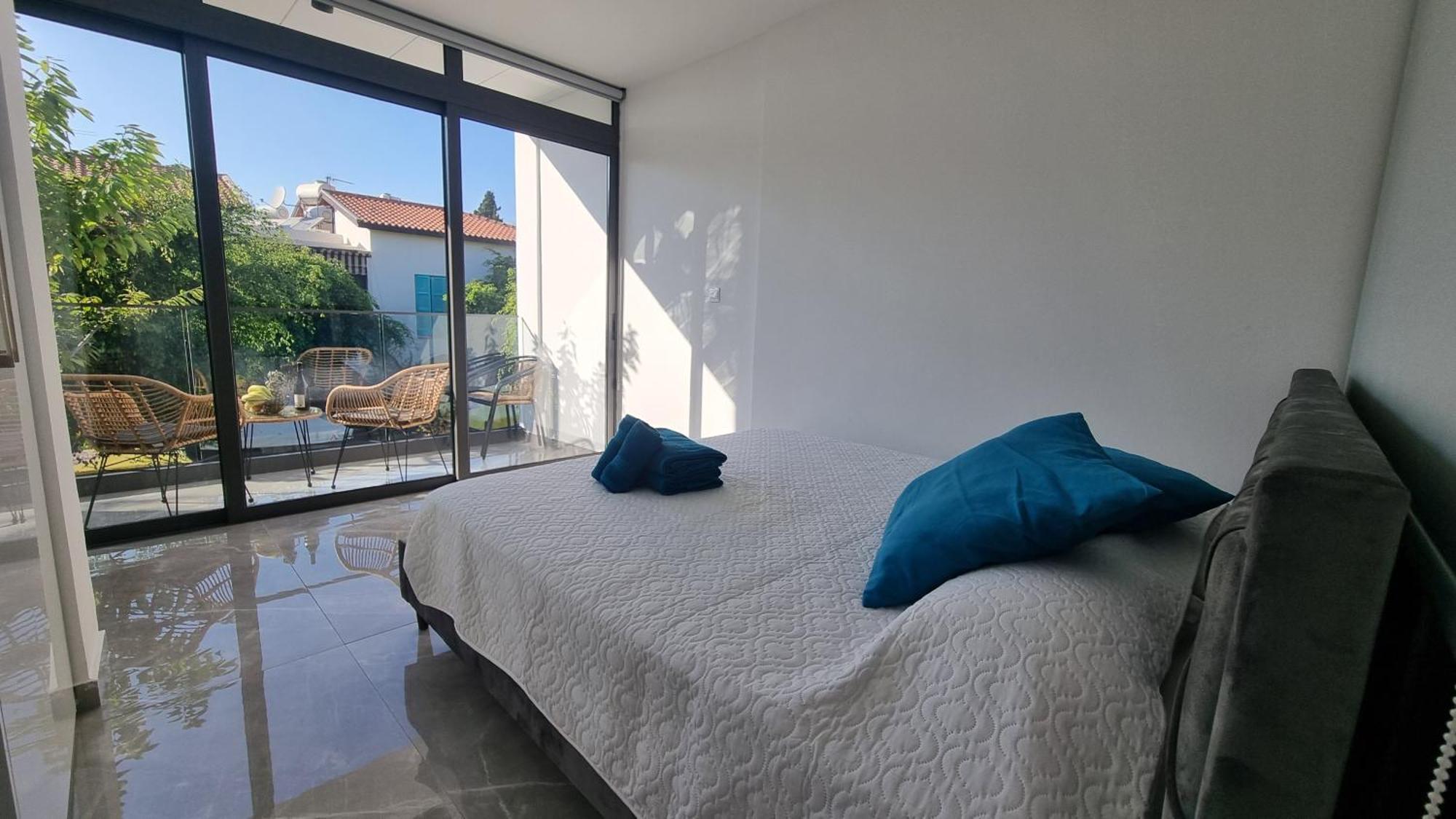 Diamond Residence 160 Пафос Екстериор снимка